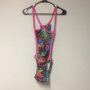 Endurance Lite Practice Suit (Size 28)